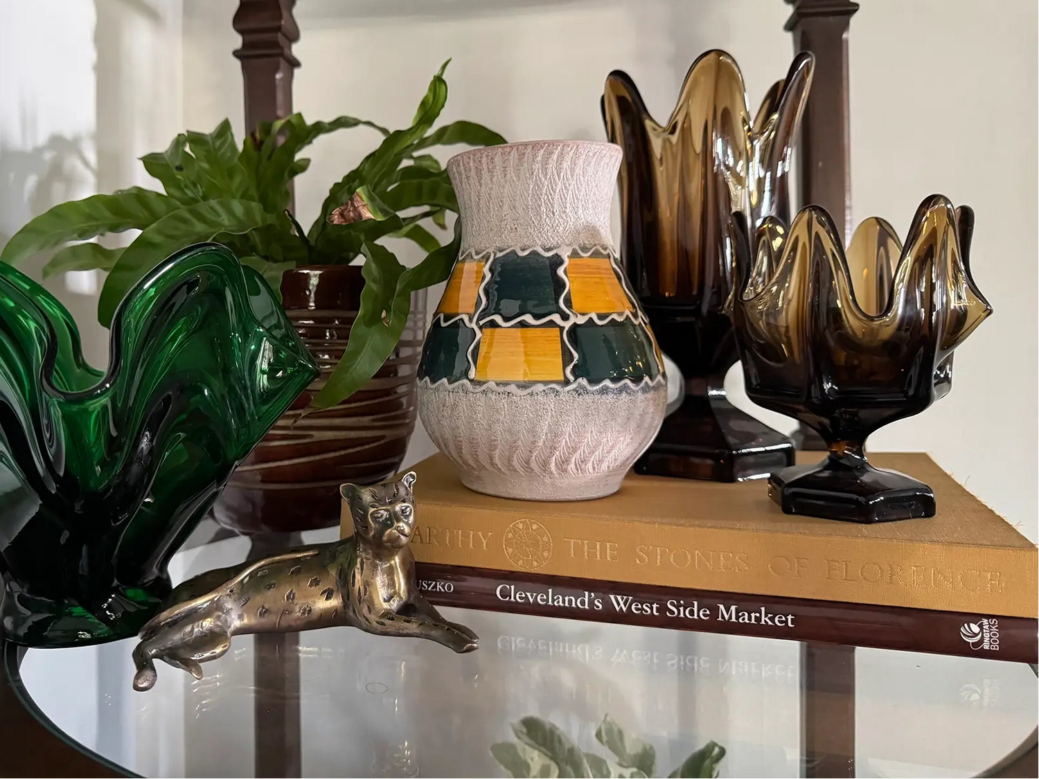 Evy Lena Vintage display