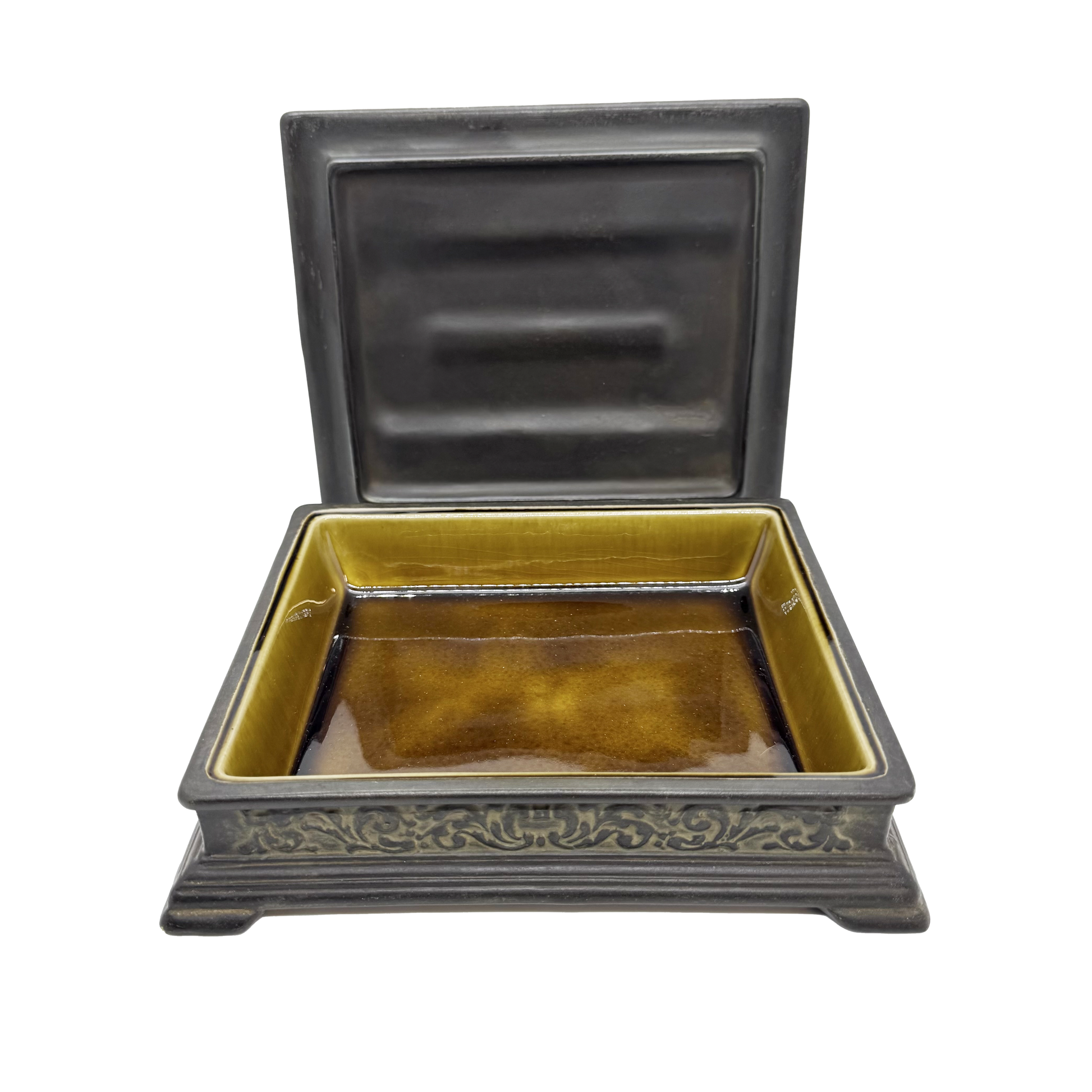 Freeland McFarlin Ceramic Box - opened