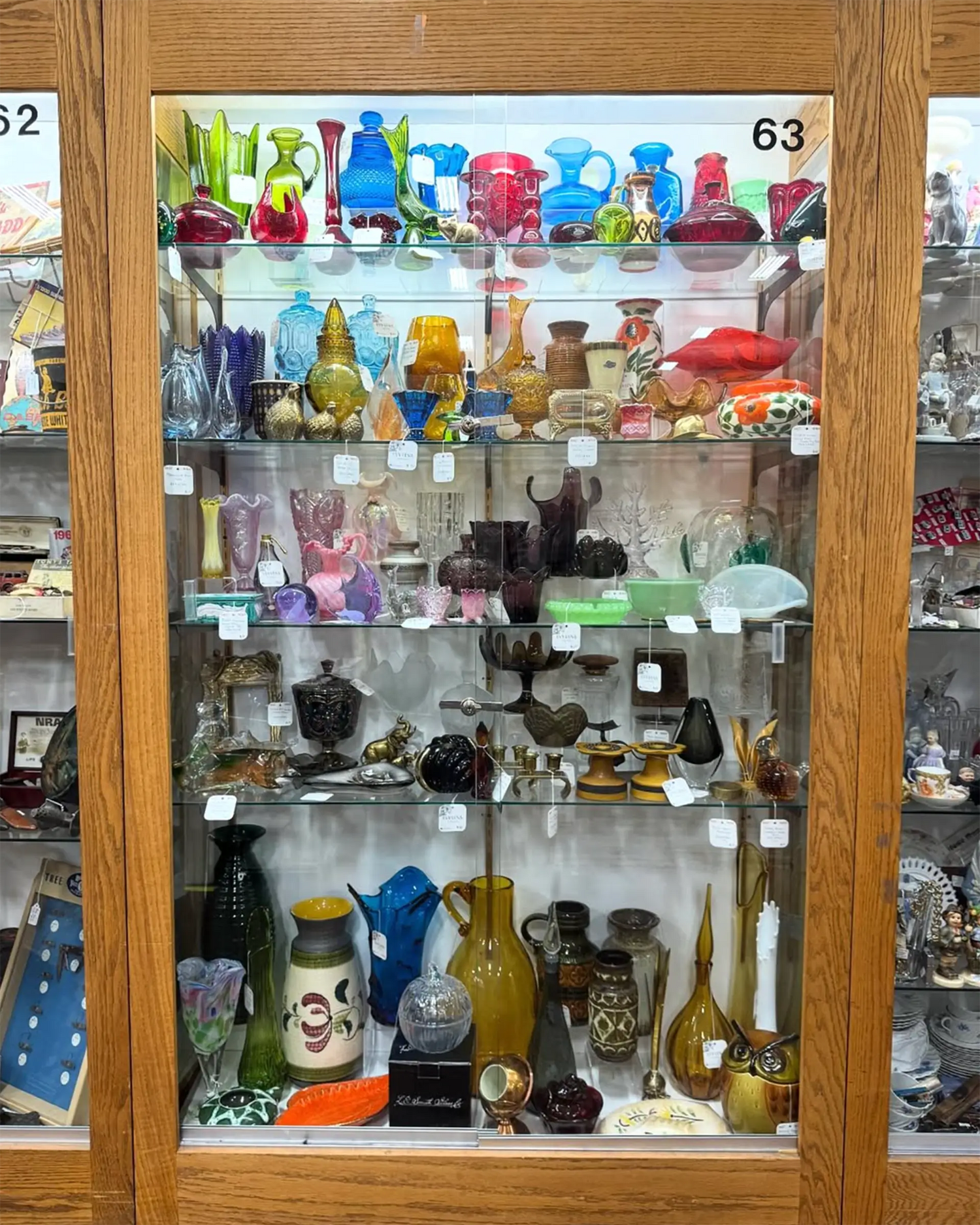 Evy Lena's booth at Medina Antique Mall